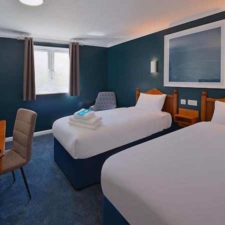 Travelodge Redhill Redhill  Cameră foto