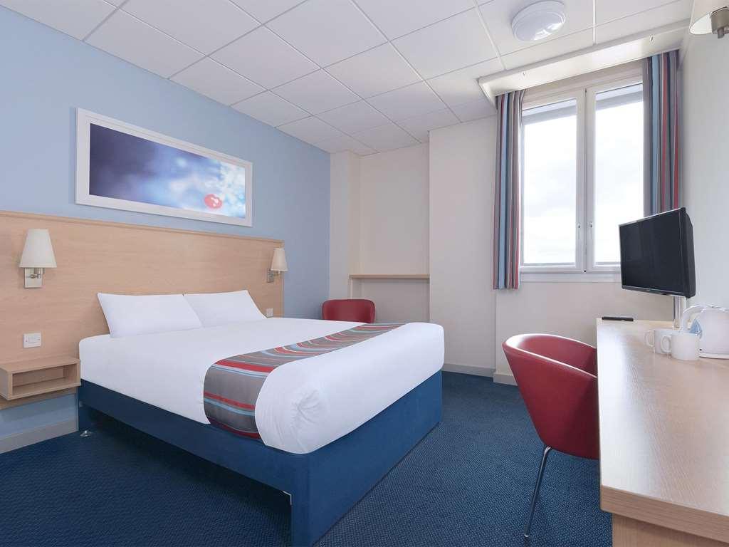 Travelodge Redhill Redhill  Cameră foto