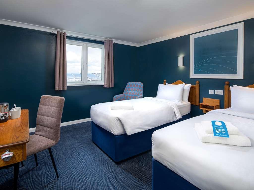 Travelodge Redhill Redhill  Cameră foto