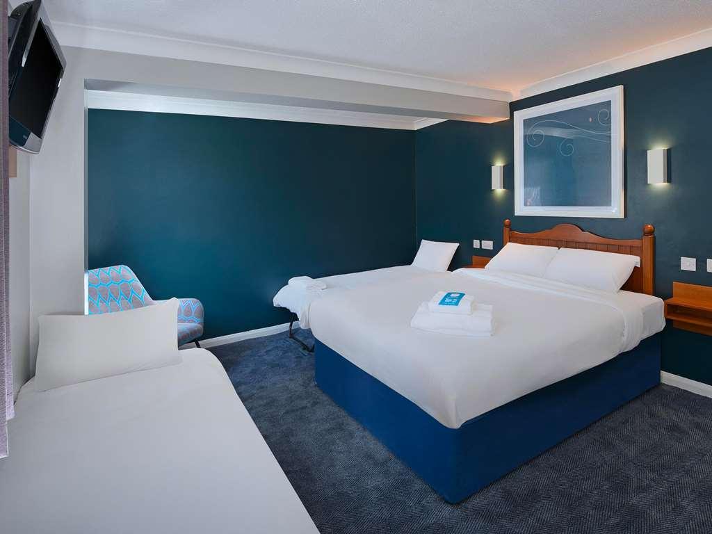 Travelodge Redhill Redhill  Cameră foto